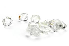 Quels sont les bienfaits d’un bijou en diamant ?